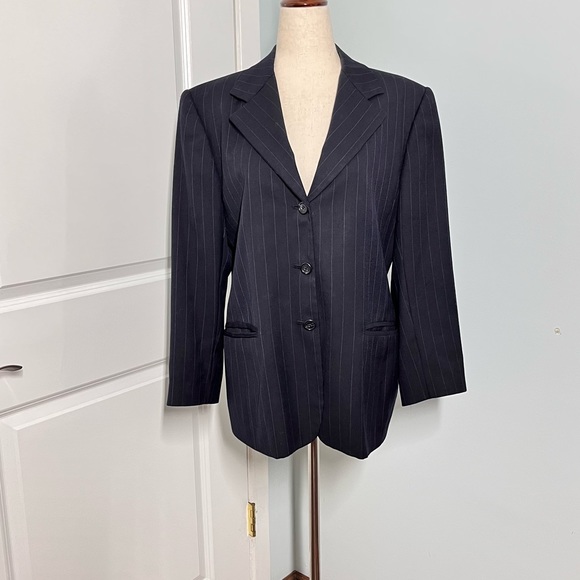 Vintage 100% pure virgin wool pin stripe blazer jacket - Picture 5 of 12